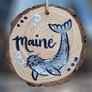 Seal on Woodsie Ornament